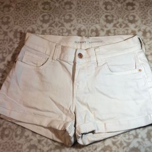 Old Navy size 2 white boyfriend shorts